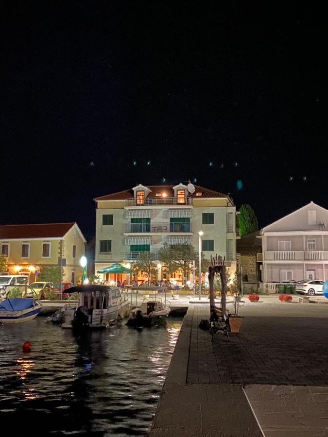 Old Town Heritage By Mrav Sukošan Kültér fotó